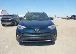 2017 TOYOTA RAV4 SE