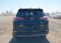 2017 TOYOTA RAV4 SE