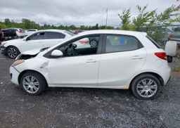 2011 MAZDA MAZDA2 GS