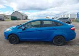 2016 FORD Fiesta