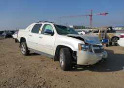 2013 CHEVROLET AVALANCHE LTZ