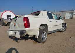 2013 CHEVROLET AVALANCHE LTZ