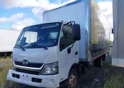 2019 HINO 195