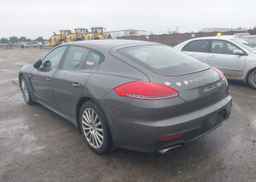 2014 PORSCHE PANAMERA