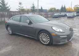 2014 PORSCHE PANAMERA
