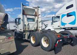 2015 VOLVO VN VNL
