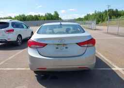 2013 HYUNDAI ELANTRA GL