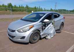 2013 HYUNDAI ELANTRA GL