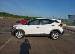 2019 NISSAN KICKS S