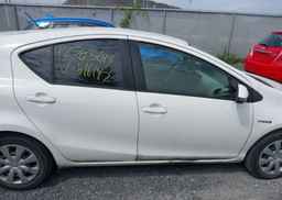 2012 TOYOTA PRIUS C TECHNOLOGY
