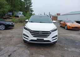 2018 HYUNDAI TUCSON SE 1.6T