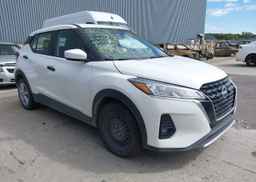 2022 NISSAN KICKS S