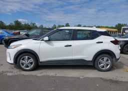 2022 NISSAN KICKS S