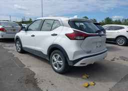 2022 NISSAN KICKS S
