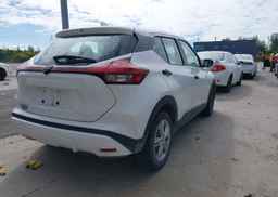 2022 NISSAN KICKS S