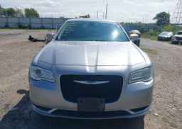 2015 CHRYSLER 300C