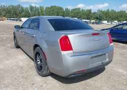 2015 CHRYSLER 300C