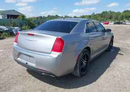 2015 CHRYSLER 300C