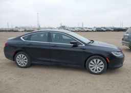 2015 CHRYSLER 200 LX