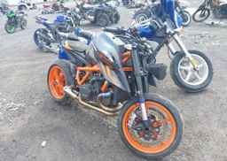 2023 KTM 1290 SUPER DUKE R