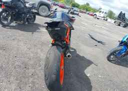 2023 KTM 1290 SUPER DUKE R