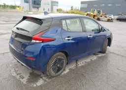 2023 NISSAN LEAF SV