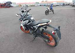 2021 KTM 200 DUKE