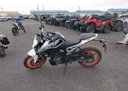2021 KTM 200 DUKE