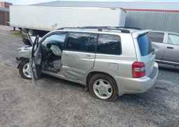 2005 TOYOTA HIGHLANDER LIMITED