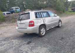 2005 TOYOTA HIGHLANDER LIMITED