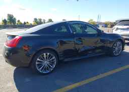 2011 INFINITI G37X