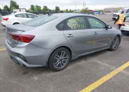 2022 KIA FORTE EX