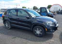 2012 VOLKSWAGEN TIGUAN S