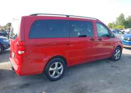 2019 MERCEDES-BENZ METRIS