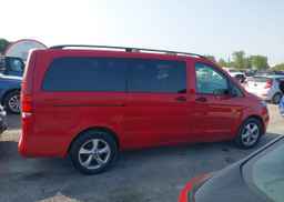 2019 MERCEDES-BENZ METRIS