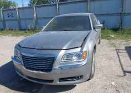 2014 CHRYSLER 300