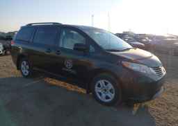 2011 TOYOTA SIENNA LE