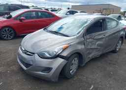 2013 HYUNDAI ELANTRA GL
