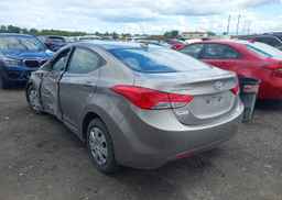 2013 HYUNDAI ELANTRA GL