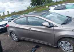 2013 HYUNDAI ELANTRA GL