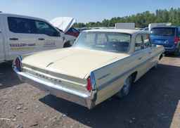 1962 PONTIAC PARISIENNE
