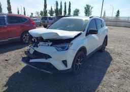 2016 TOYOTA RAV4 SE