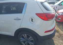 2014 KIA Sportage SX