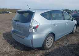 2012 TOYOTA PRIUS V