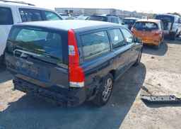 2007 VOLVO V70