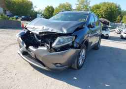 2015 NISSAN ROGUE S