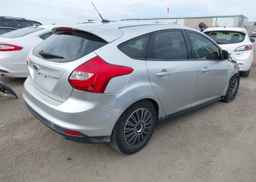 2013 FORD FOCUS SE