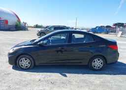2013 HYUNDAI ACCENT GL