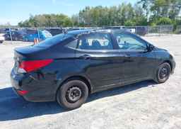 2013 HYUNDAI ACCENT GL