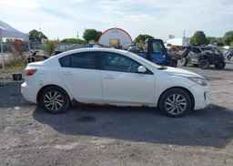 2012 MAZDA MAZDA3 GS-SKY